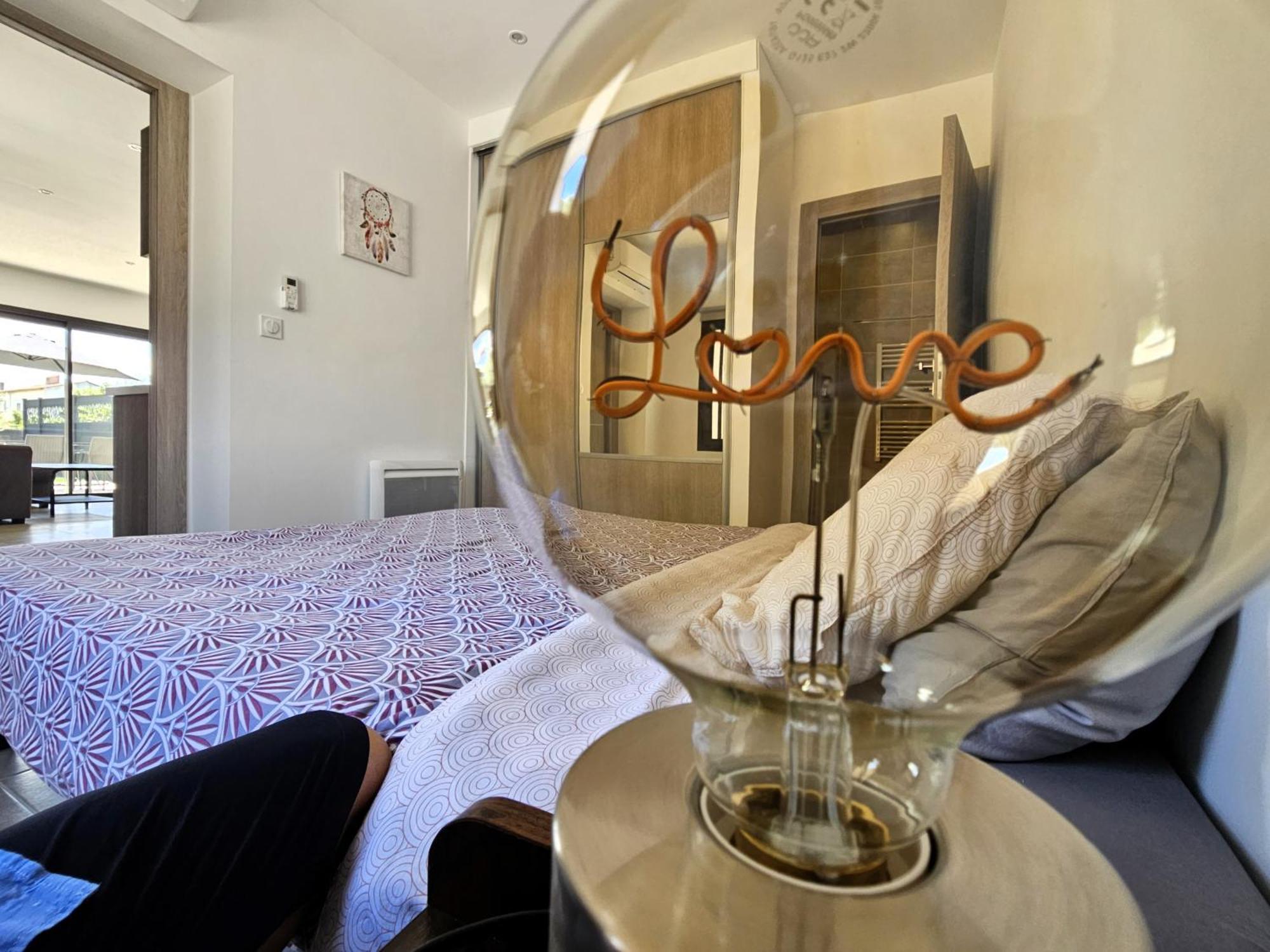 Etoile Du Berger Saint Aygulf 3 Villas Et 4 Appartements Jardin Individuel Et Piscine Chauffee En Saison - La Mer Et Les Plages 450 M Ngoại thất bức ảnh