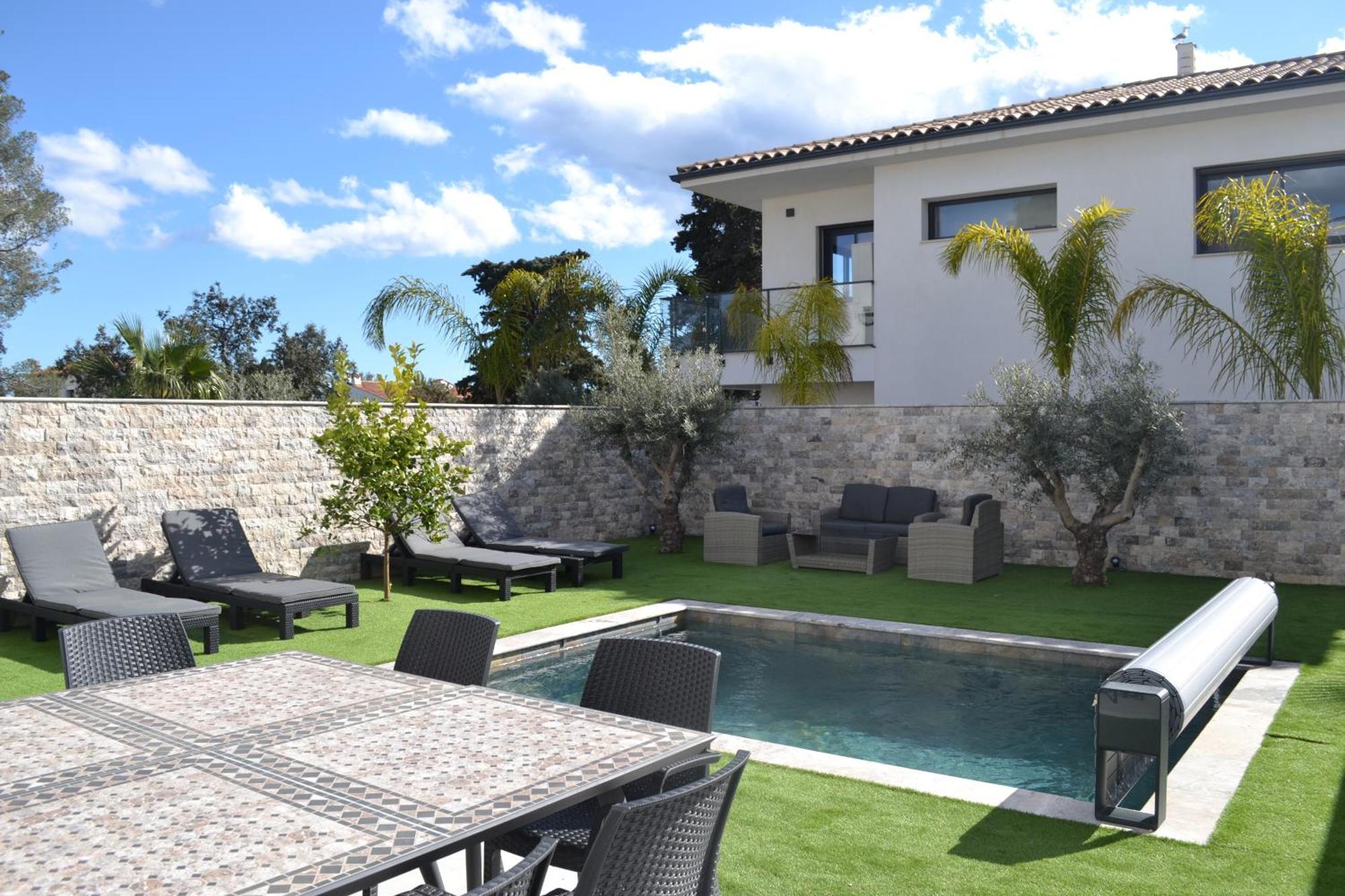 Etoile Du Berger Saint Aygulf 3 Villas Et 4 Appartements Jardin Individuel Et Piscine Chauffee En Saison - La Mer Et Les Plages 450 M Ngoại thất bức ảnh