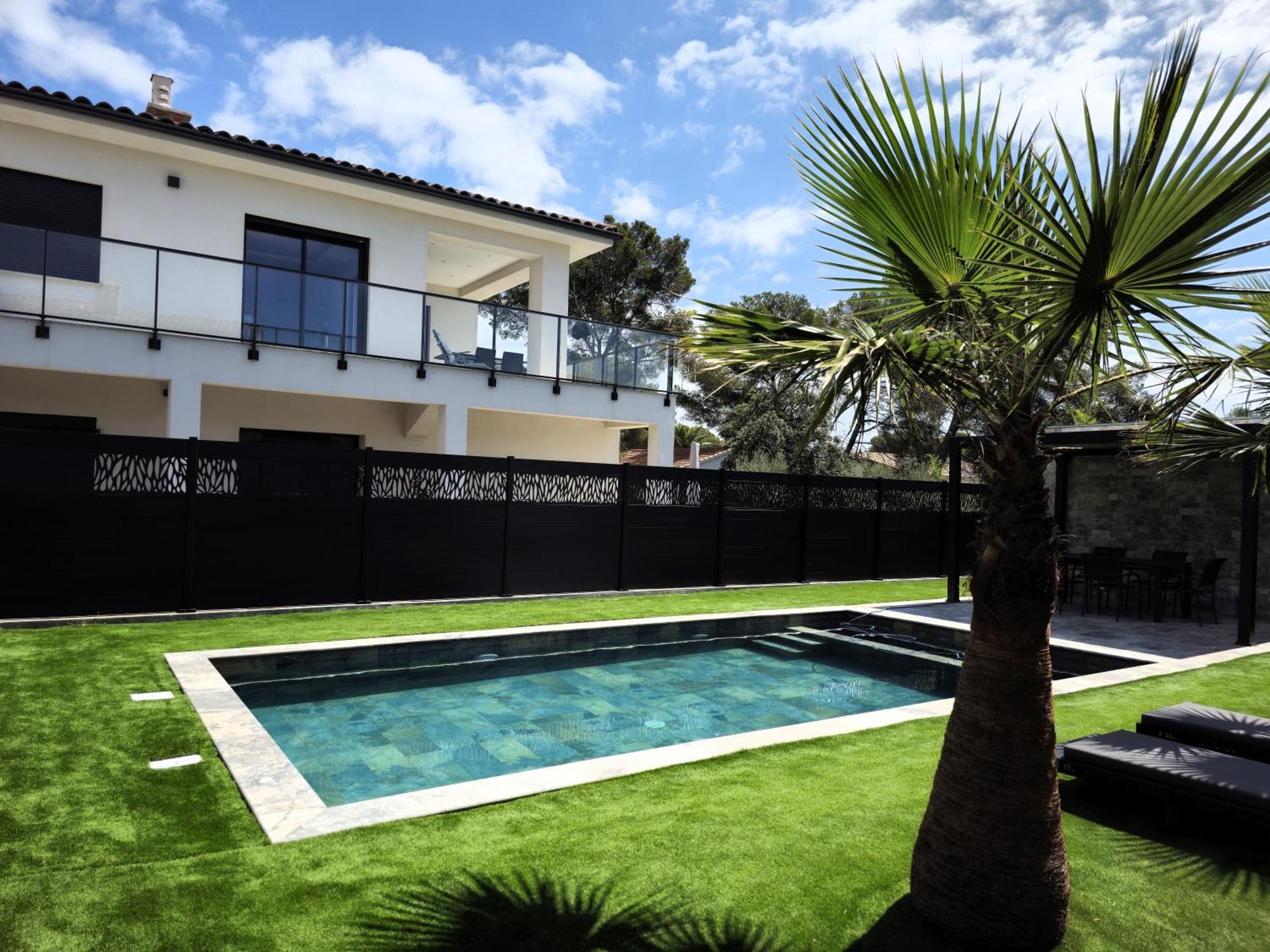 Etoile Du Berger Saint Aygulf 3 Villas Et 4 Appartements Jardin Individuel Et Piscine Chauffee En Saison - La Mer Et Les Plages 450 M Ngoại thất bức ảnh